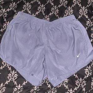 grey nike shorts
